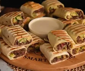 وجبة شاورما لحمة عادية