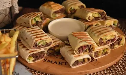وجبة شاورما لحمة عادية